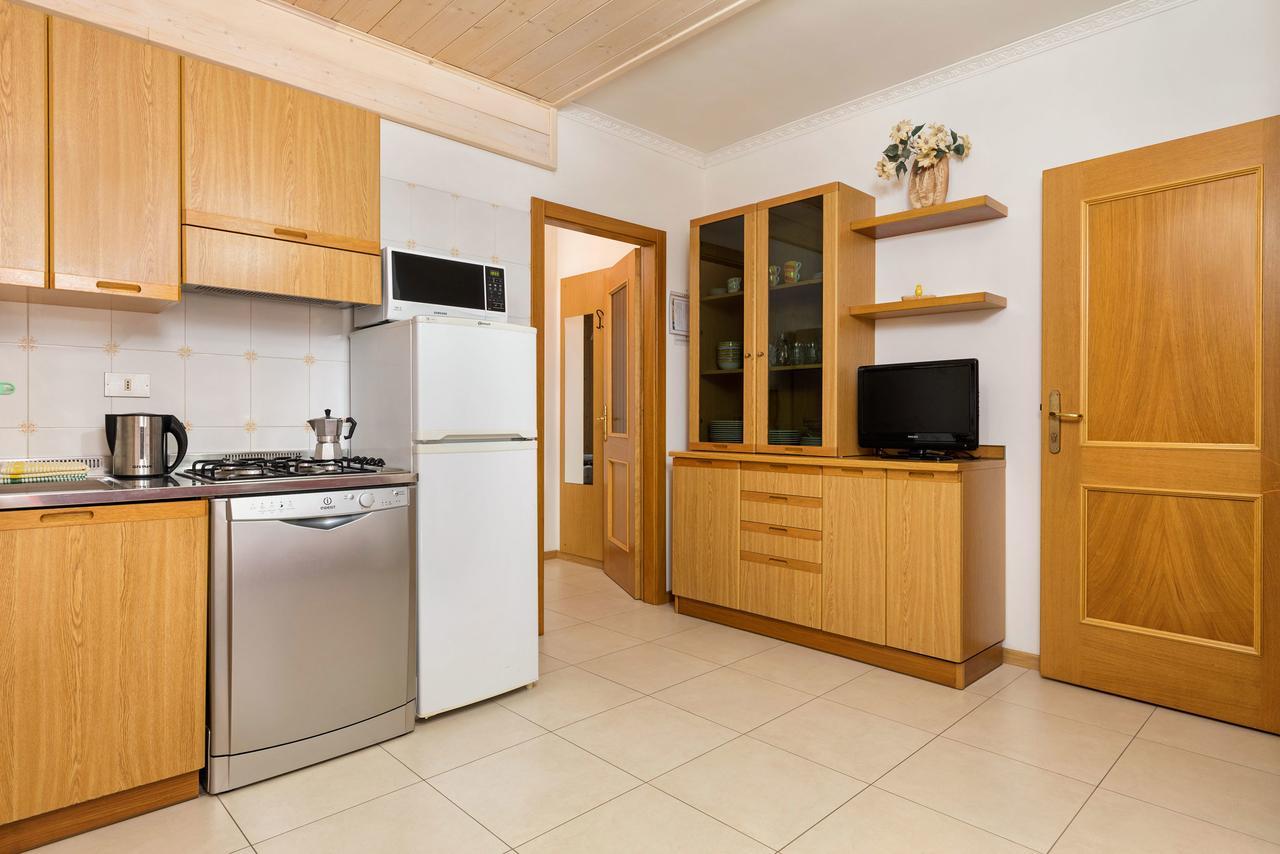 Appartamenti Residenza Pineta Молвена Екстериор снимка