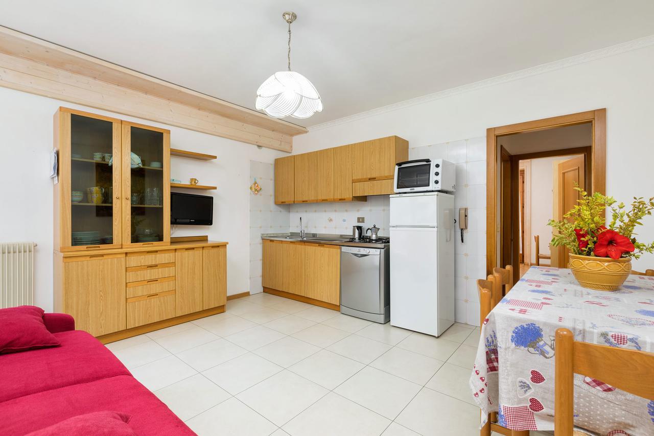 Appartamenti Residenza Pineta Молвена Екстериор снимка